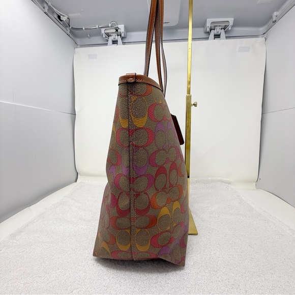 Coach City Tote Rainbow Signature Canvas purse NWT khaki/ multi Redwood - Picture 6 of 16